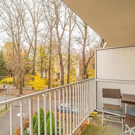 Grzegorzki With Balcony - By Rentujemy Apartment *