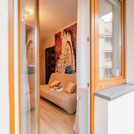 Grzegorzki With Balcony - By Rentujemy * Krakau