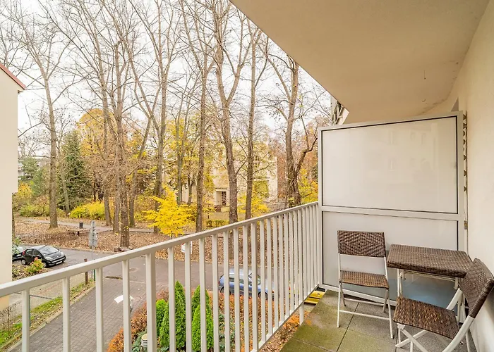 Grzegorzki With Balcony - By Rentujemy Apartment *