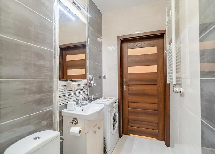 Grzegorzki With Balcony - By Rentujemy Apartment Krakow