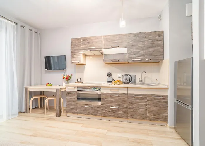 Grzegorzki With Balcony - By Rentujemy